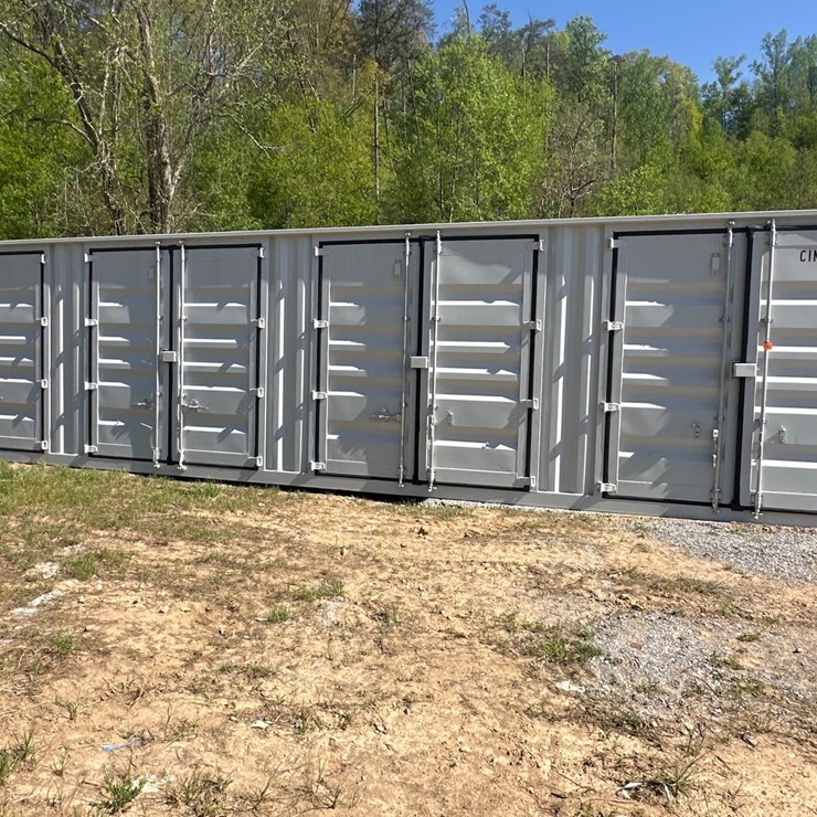 #1486 • 40ft Container