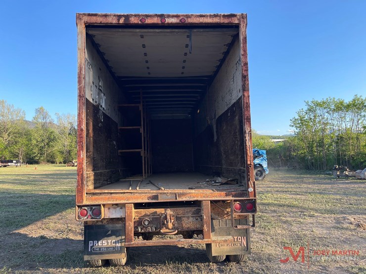 1992-strick-trailer-image-10