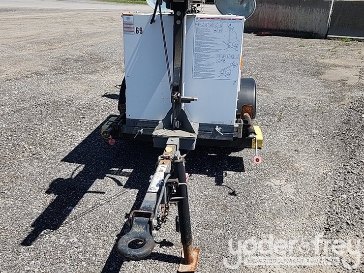 magnum-light-tower-image-10