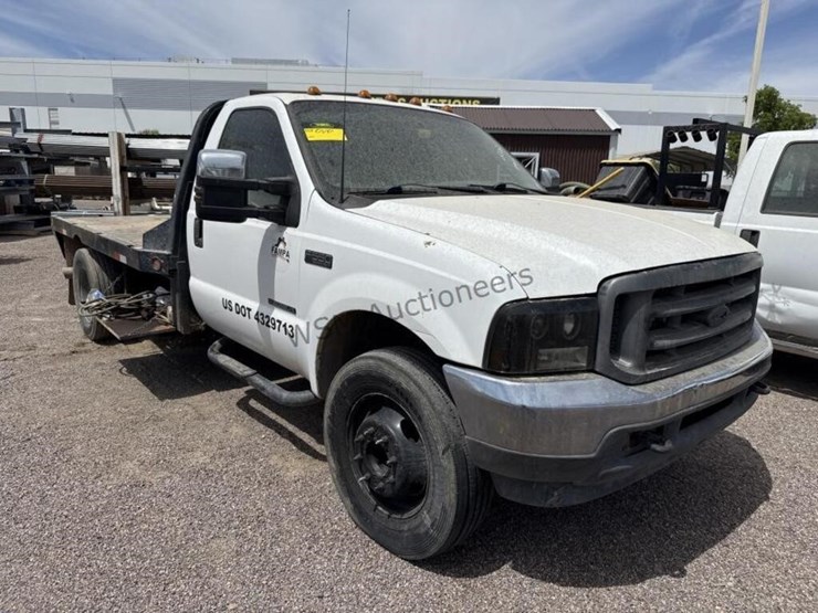 2002-ford-f550-image-1