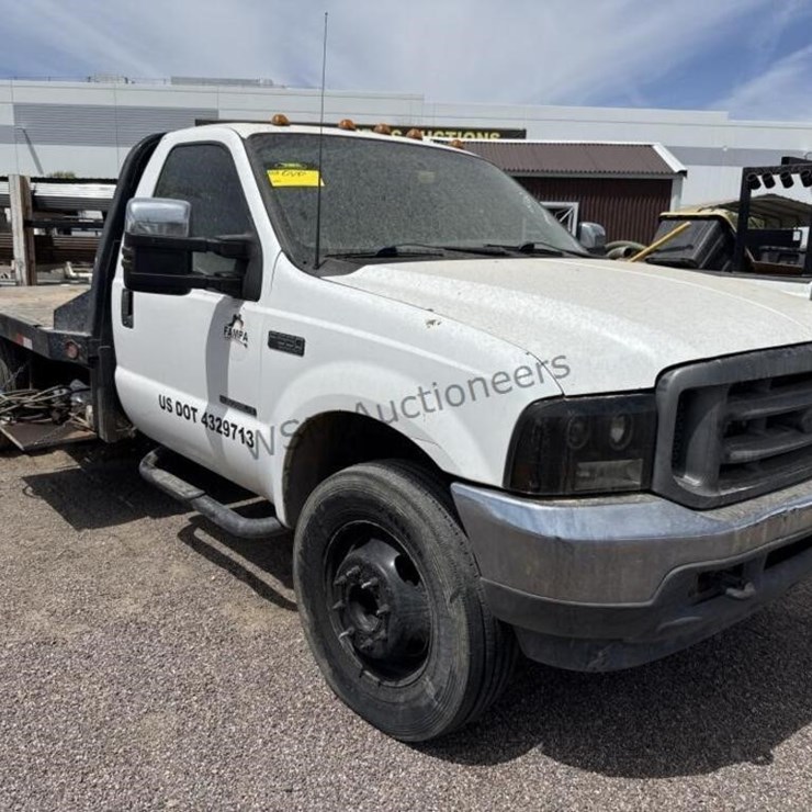 2002 FORD F550