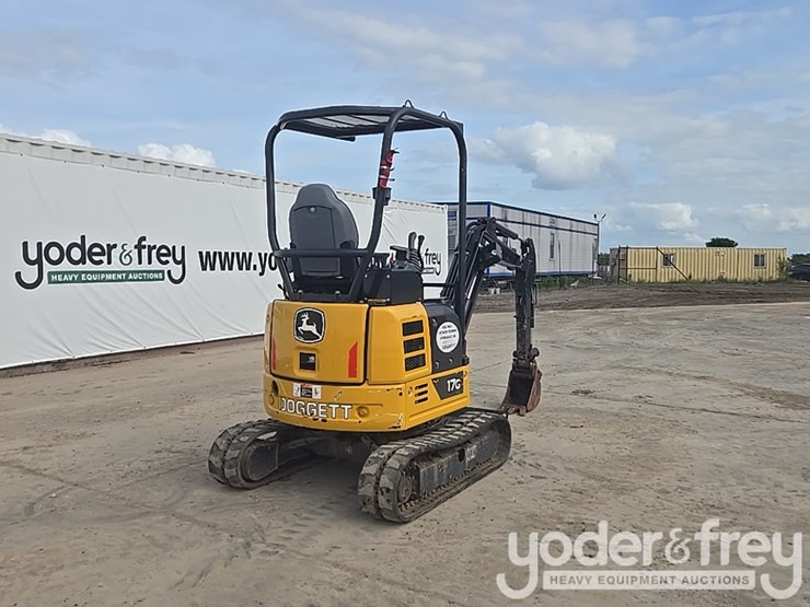2022-deere-17g-image-5