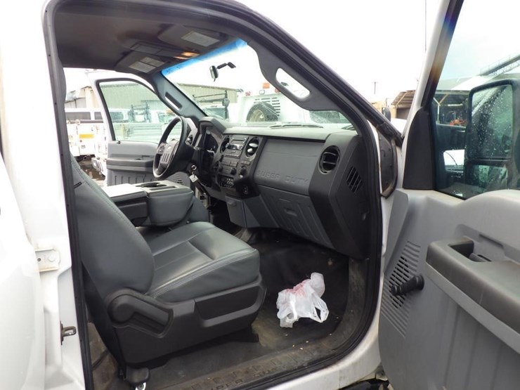 2016-ford-f550-image-6