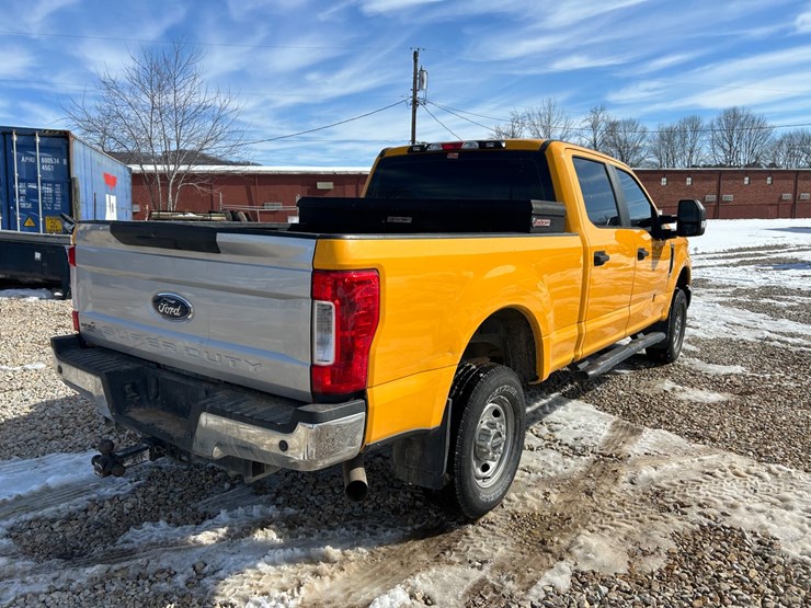 2018-ford-f250-image-11