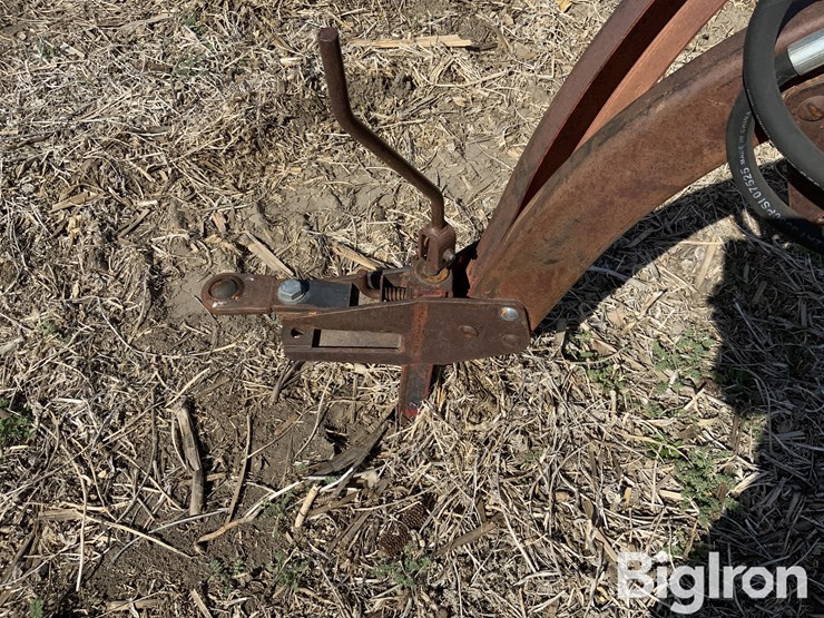 new-holland-256-image-17