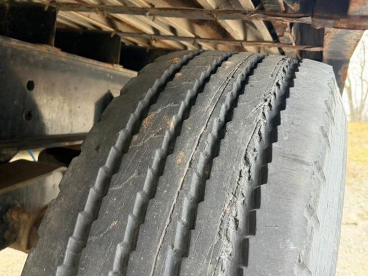 2021-deloupe-53-ft-quad/a-walking-floor-trailer-2d-image-19