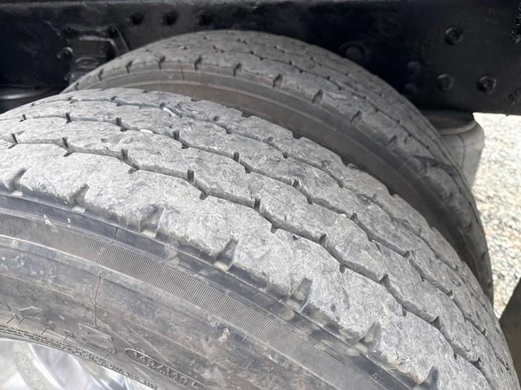 1999-caterpillar-c12-image-68