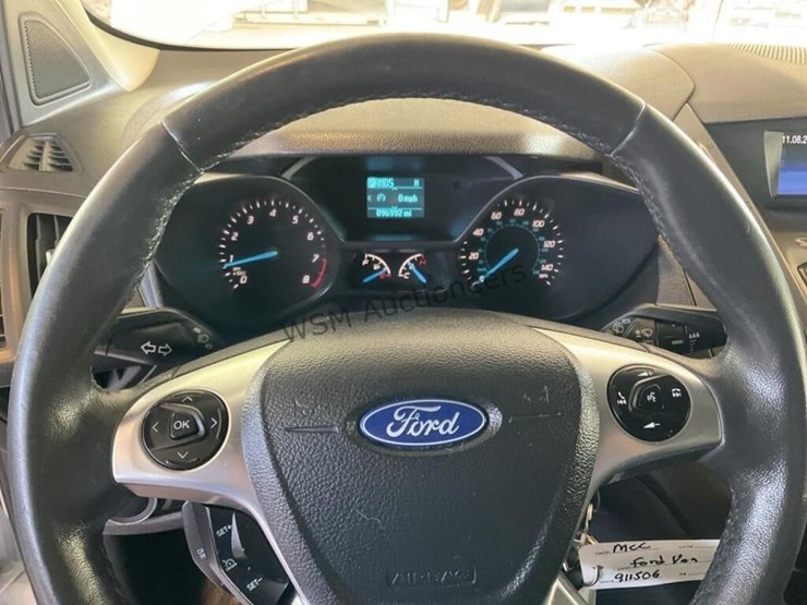 2015-ford-transit-connect-image-18