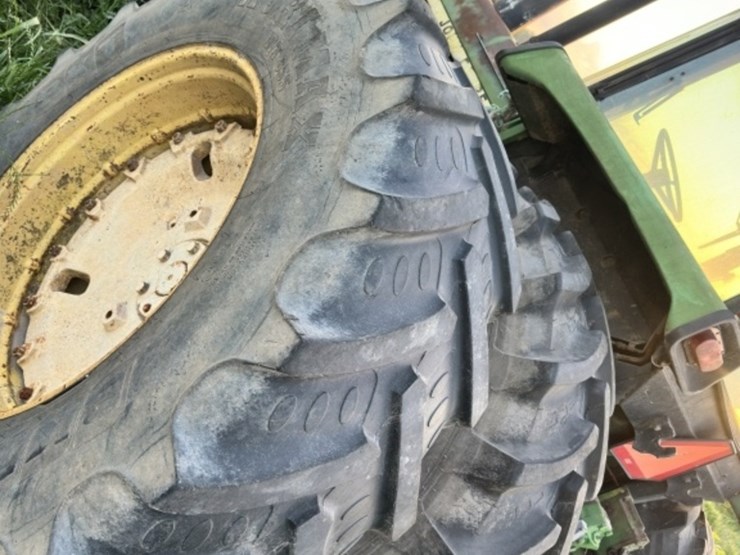 john-deere-4840-image-11