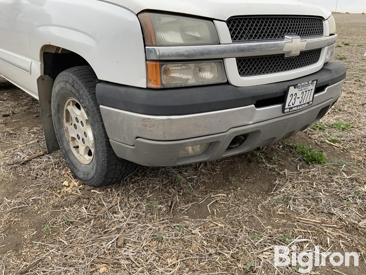 2004-chevrolet-silverado-1500-image-11