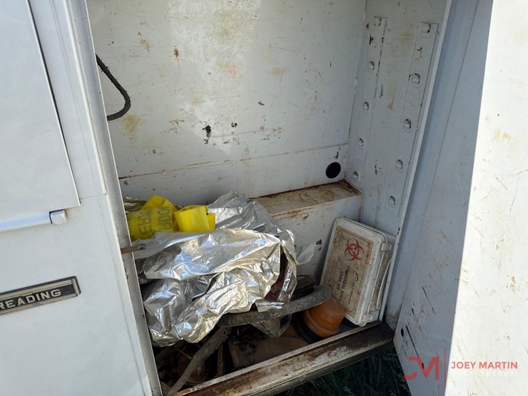 2018-chevrolet-2500-image-14