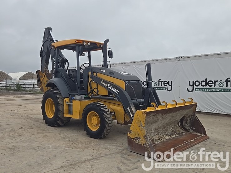 2021-deere-410l-image-7