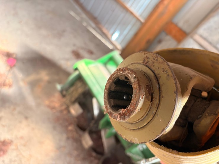 john-deere-tiller-image-2