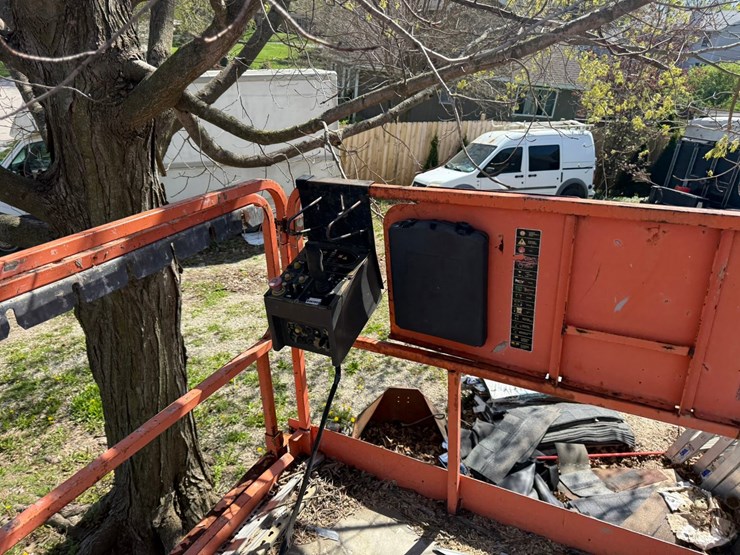 2008-jlg-4394rt-image-25