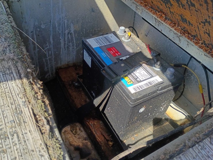 #23725-•-1986-star-bass-boat-and-trailer-image-42