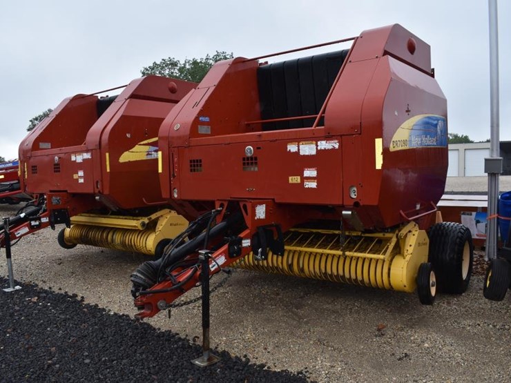 new-holland-br7090-image-1