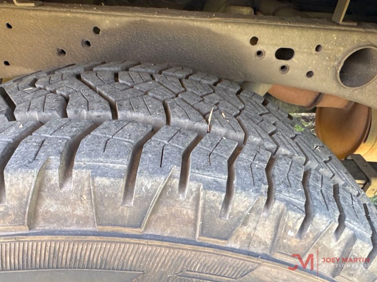 2018-chevrolet-2500-image-12