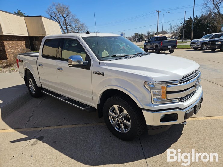 2019-ford-f150-lariat-image-3