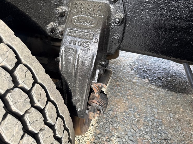 1999-caterpillar-c12-image-37