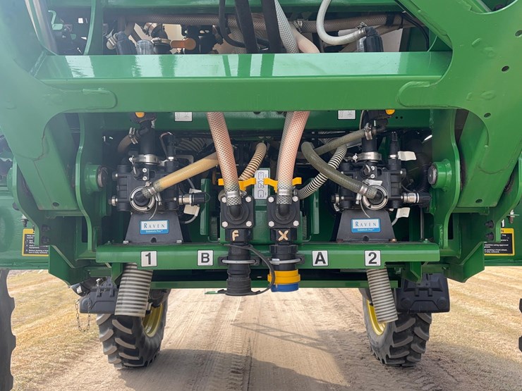 2024-john-deere-612r-image-12