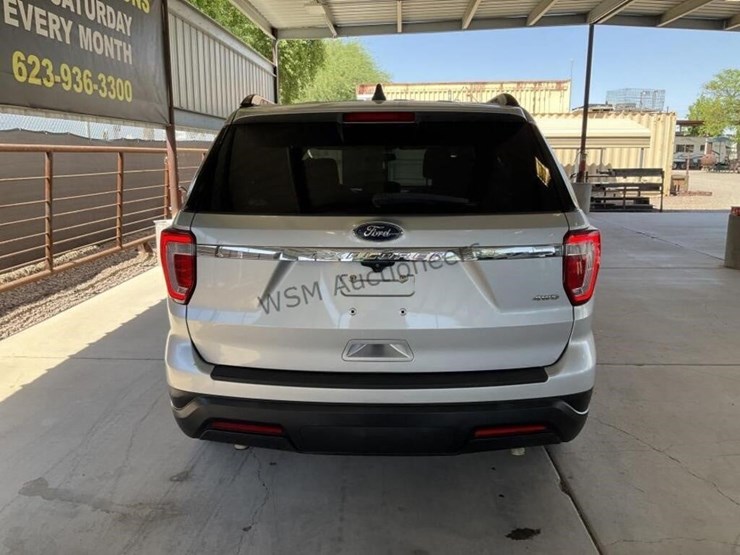 2018-ford-explorer-image-6