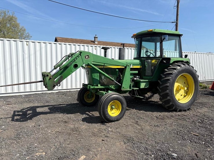 john-deere-4230-image-2