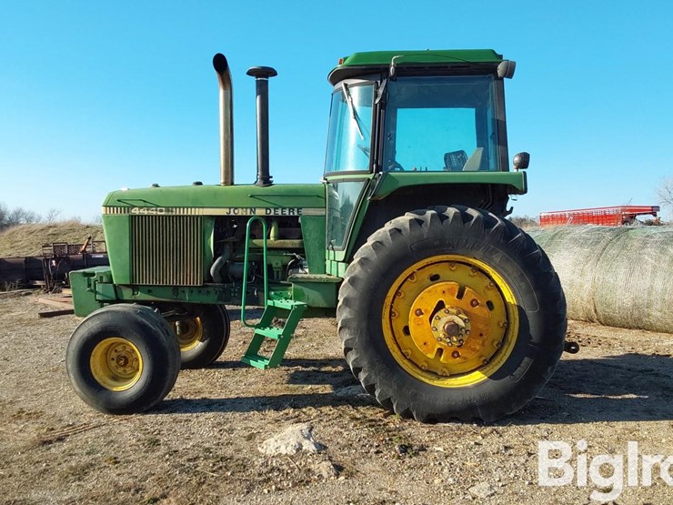 1981-john-deere-4440-image-8