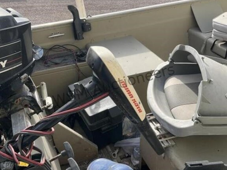 2005-ez-loader-boat-trailer-w/-14ft-boat-image-10