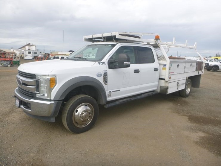 2017-ford-f450-image-1