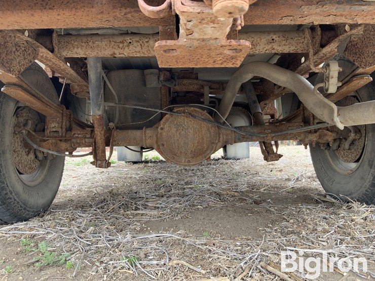 2004-chevrolet-silverado-1500-image-17