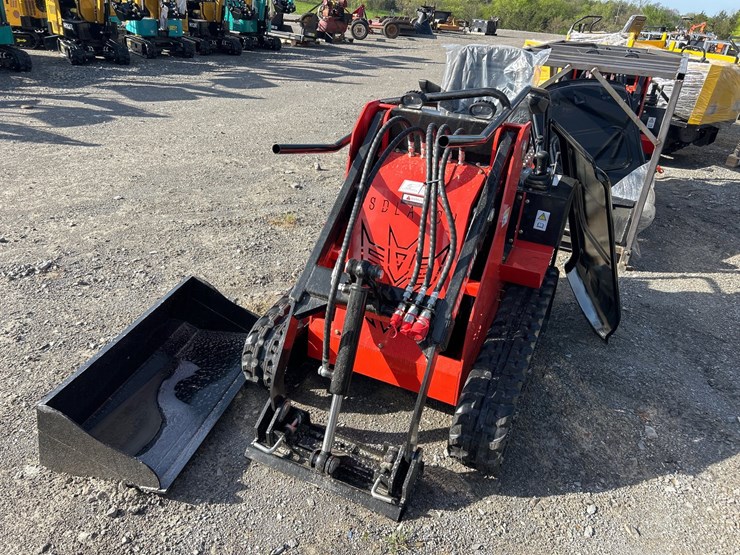 #101-•-2026-sdlanch-sdll580-ride-on-mini-skid-steer-image-2
