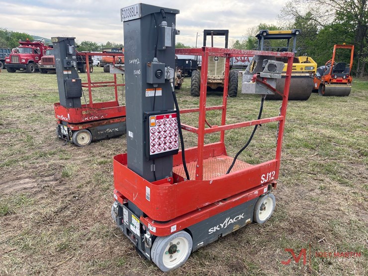 2017-skyjack-sj12-image-6