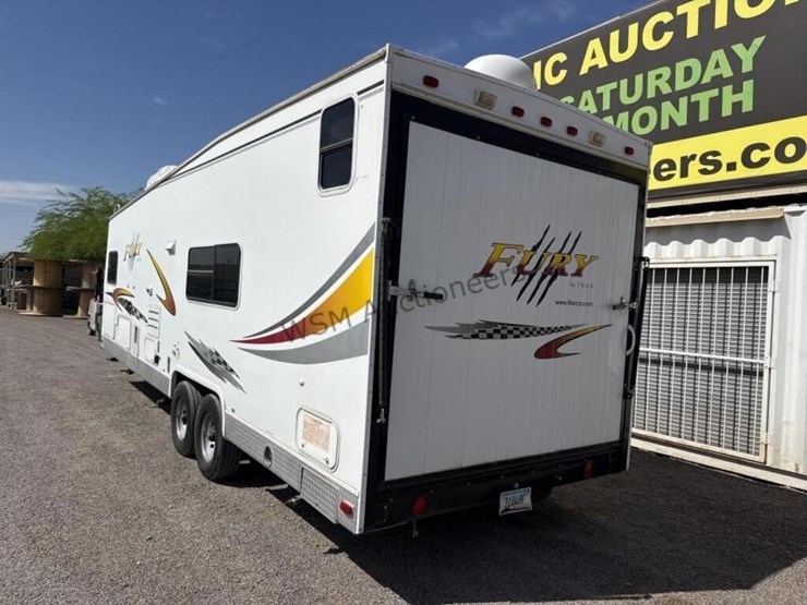 2005-thor-fury-toy-hauler-image-10