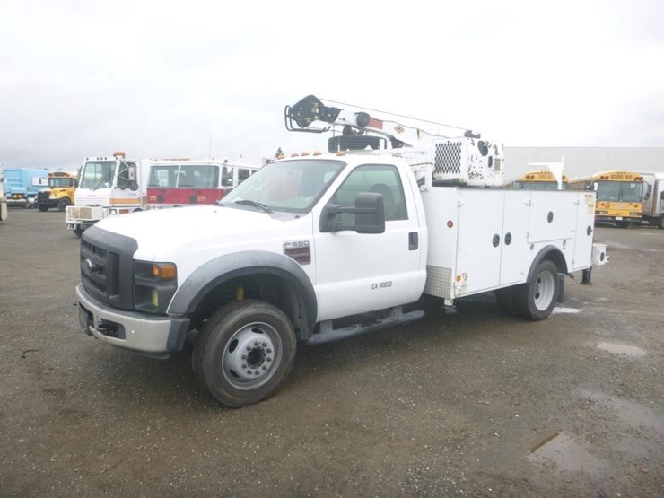 2008-ford-f550-image-1