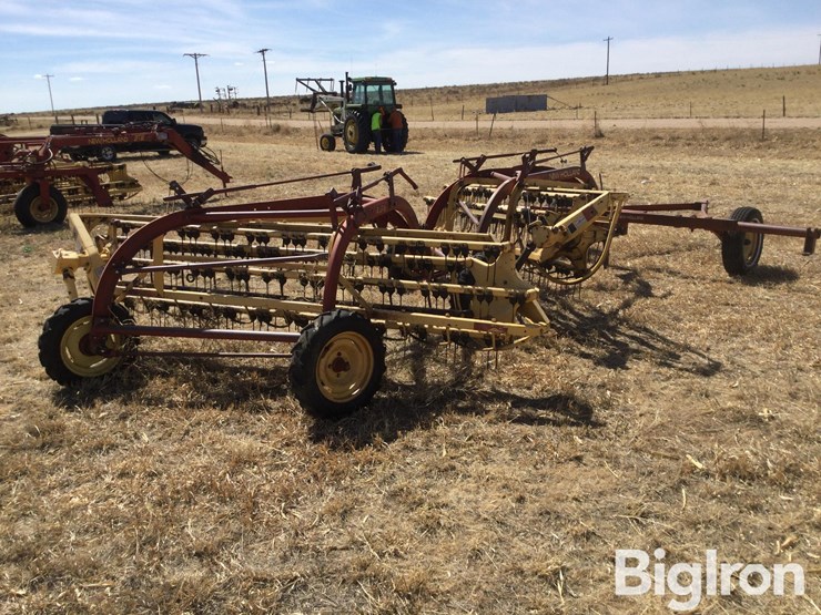 new-holland-260-image-5