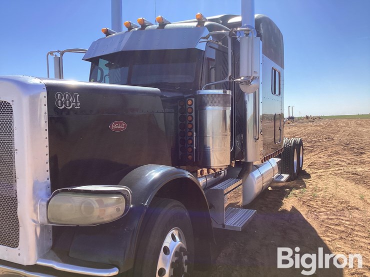 2008-peterbilt-389-image-18