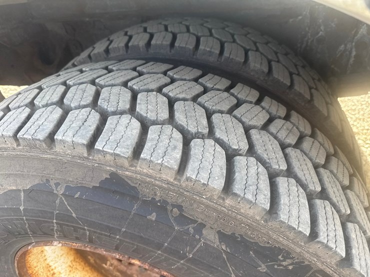 international-4400-sba-image-70