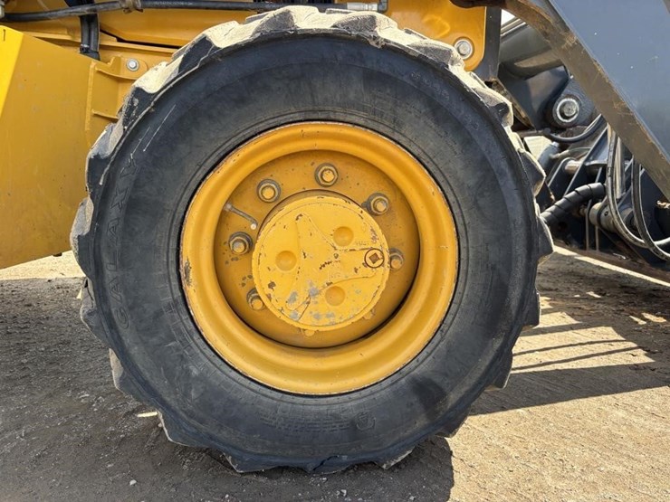 deere-210lep-image-27