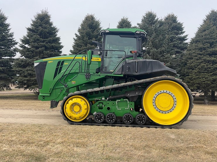 2024-john-deere-9rt-590-tractor-image-8