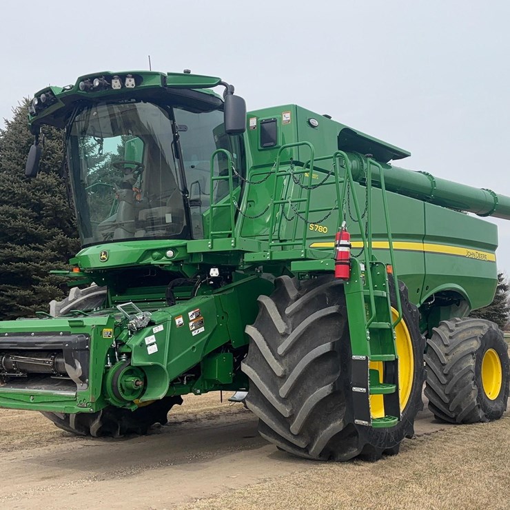 2023 JOHN DEERE S780