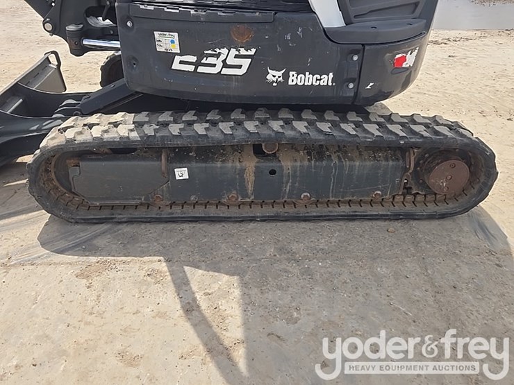 2021-bobcat-e35-image-9