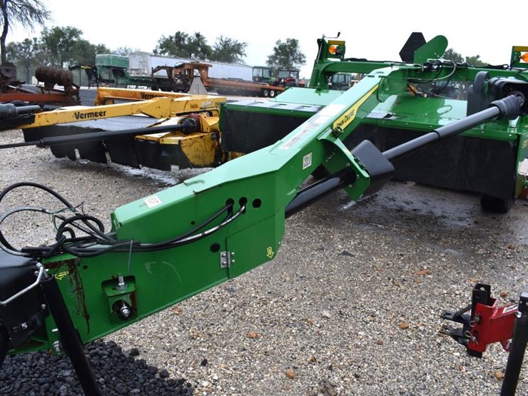 john-deere-s300-image-4