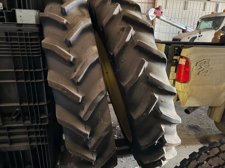 john-deere-duals-image-1