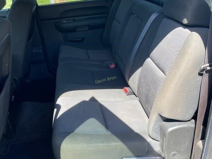 2013-gmc-sierra-sle-z71-pickup-image-13