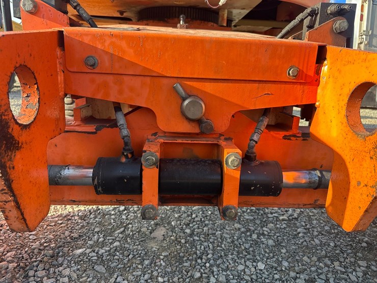 2007-jlg-400s-image-22