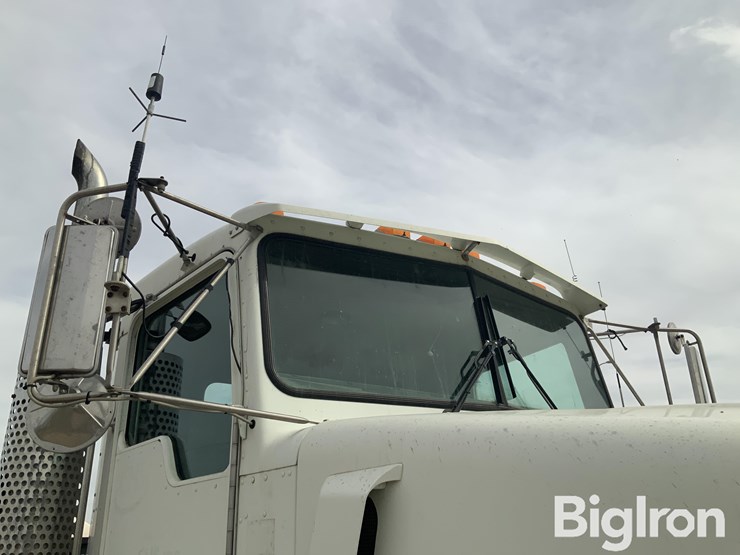 1999-kenworth-t800b-image-9