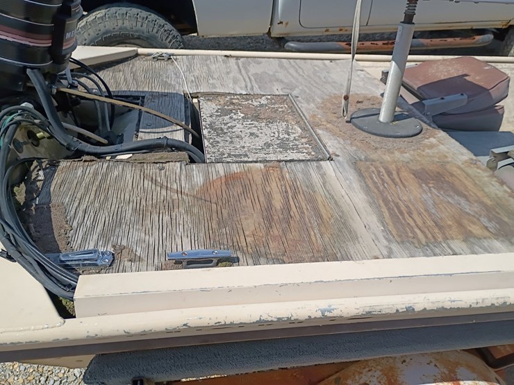 #23725-•-1986-star-bass-boat-and-trailer-image-27