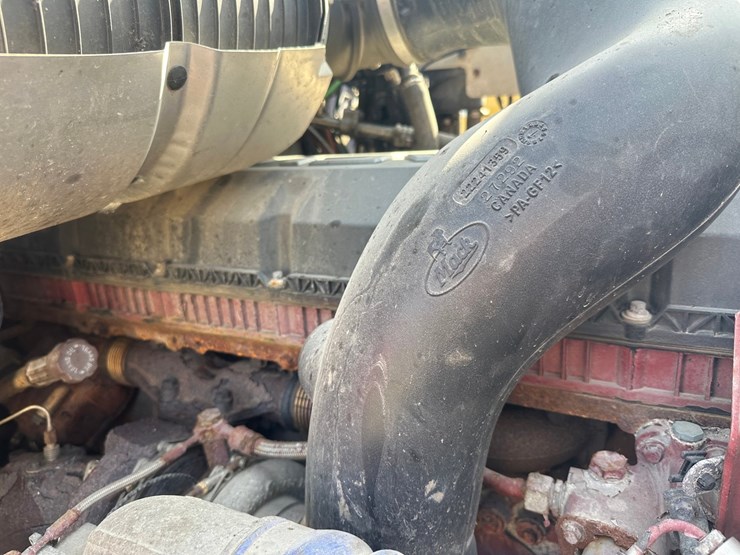 2019-massey-ferguson-8-image-53