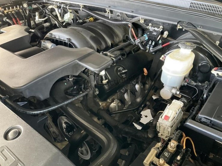 2019-chevrolet-tahoe-image-11