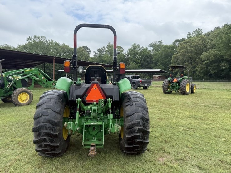2020-john-deere-5075e-image-6
